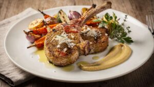 Côtes de veau en croûte de cèpes et légumes rôtis de Julie
